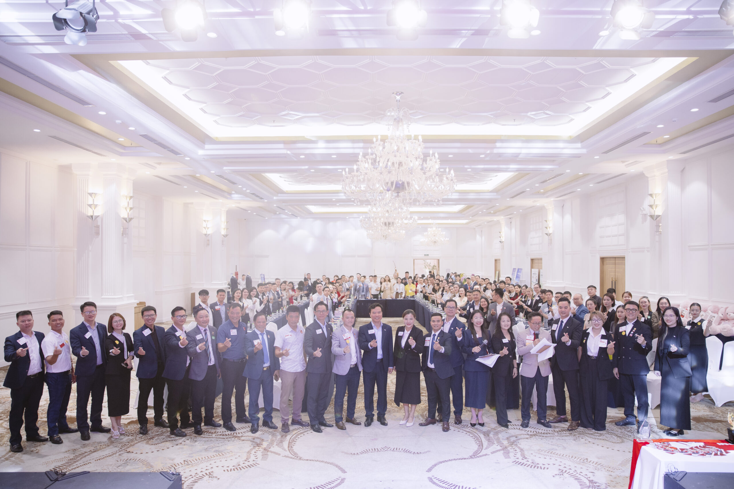 Khóa thông minh thương hiệu Việt